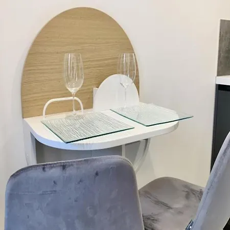 Appartement For 2 People *